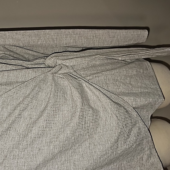 Lane Bryant Ribbed Heather Gray Faux Wrap Knit Top Size 18/20 New Without Tags - Picture 9 of 15